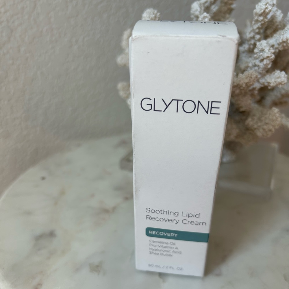 Glytone Soothing Lipid Recovery Cream